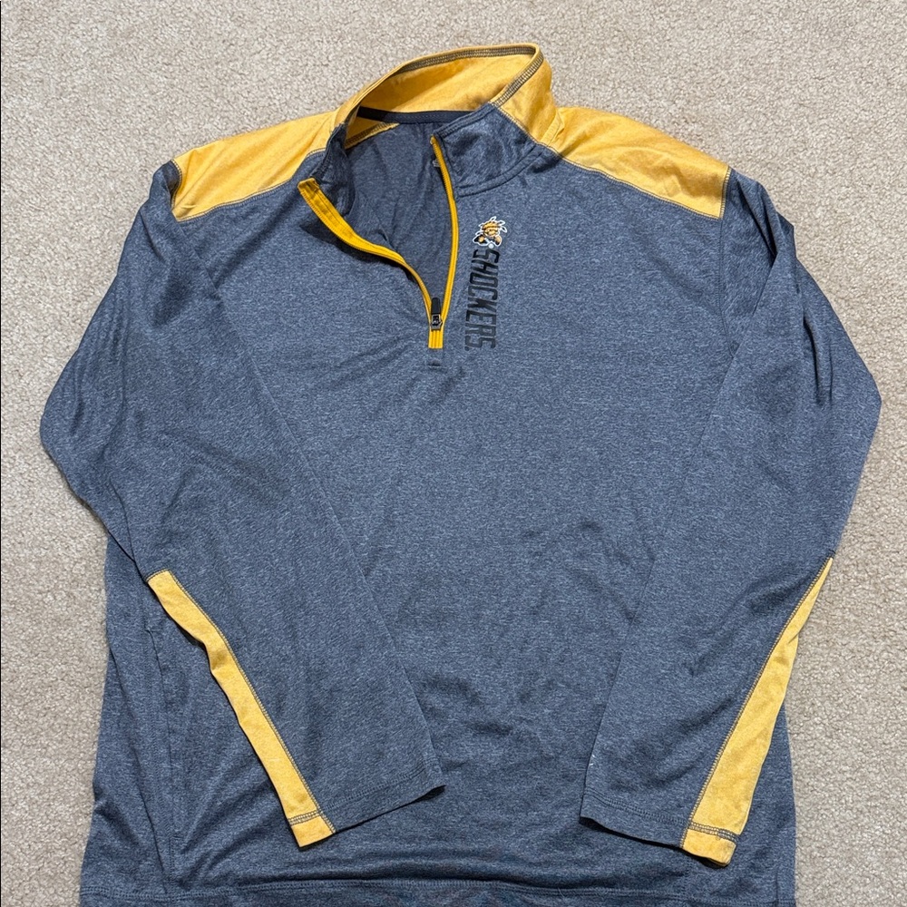 Wichita State Shockers Men’s Size L Champion Quarter-Zip Sweatshirt - Picture 1 of 3